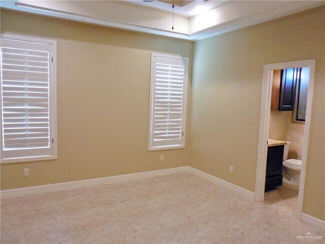 Building Photo - 35 N 23rd St