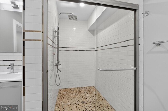 Building Photo - 1447 N 8th St