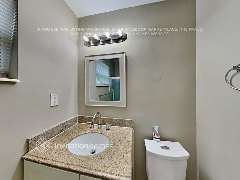 Building Photo - 5212 SW 91st Terrace