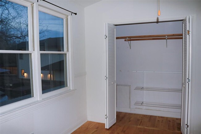 Building Photo - 4804 Caswell Ave