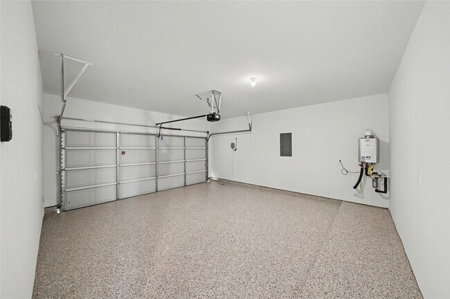 Building Photo - 4307 Camden Lakes St