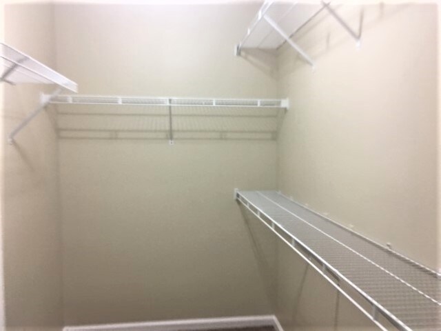 Building Photo - 505 Dresler Rd