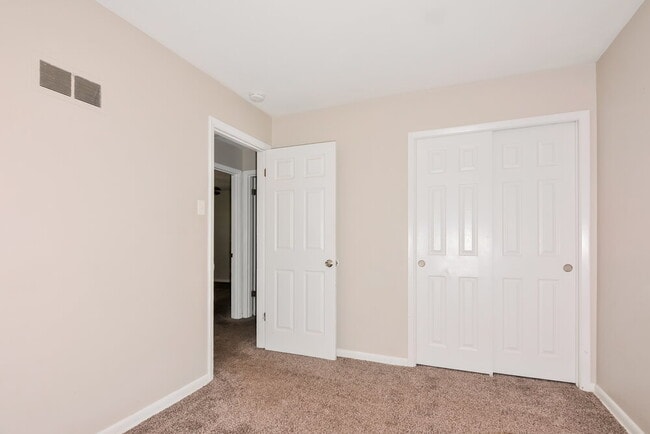 Building Photo - 1255 Del Rey Dr