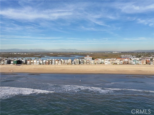 Building Photo - 72 Surfside Ave.