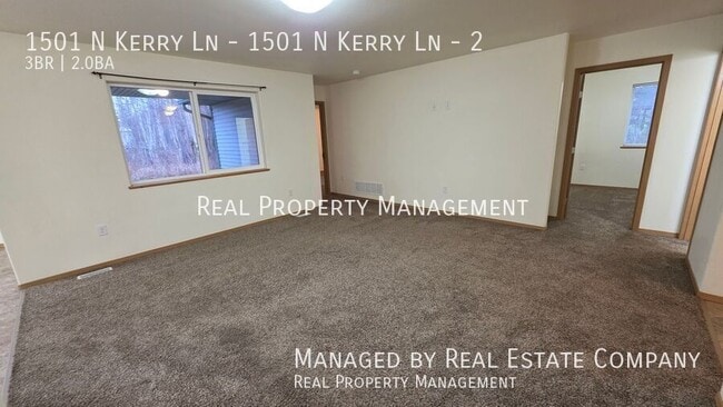 Building Photo - 1501 N Kerry Ln