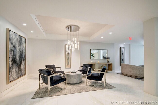 Building Photo - 3546 S Ocean Blvd