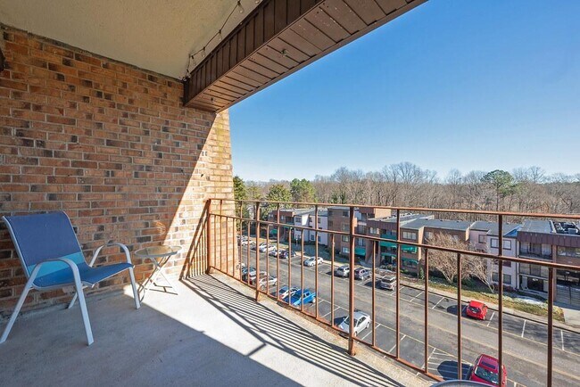 Building Photo - 1509 Regency Woods Rd