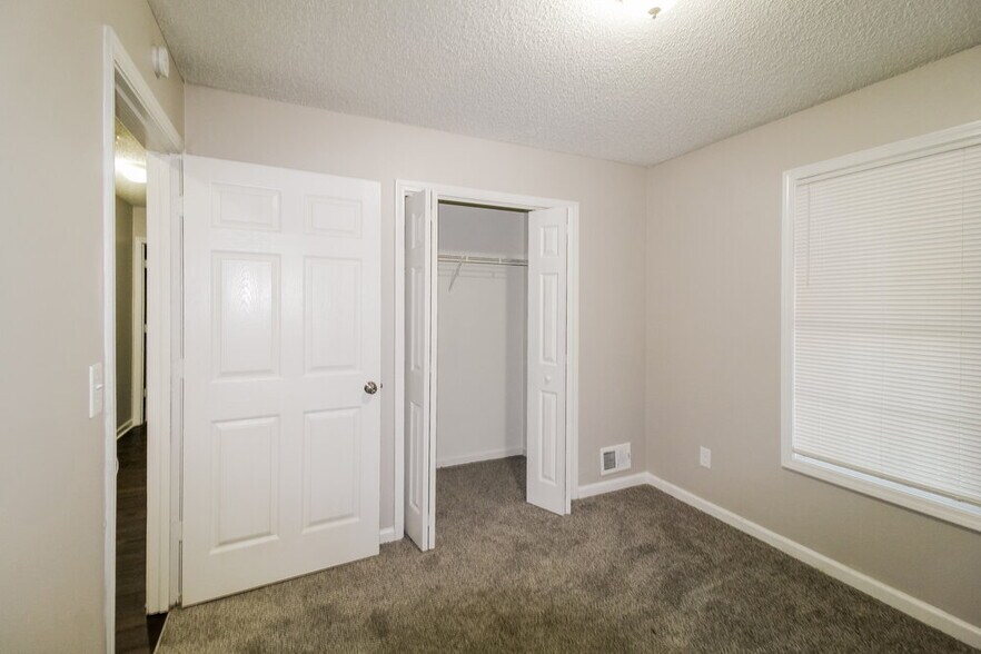 Building Photo - 271 Keller Dr