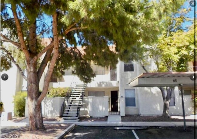 Building Photo - 3926 Bushnell Dr