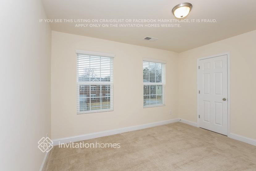 Building Photo - 155 Sassafras Rd