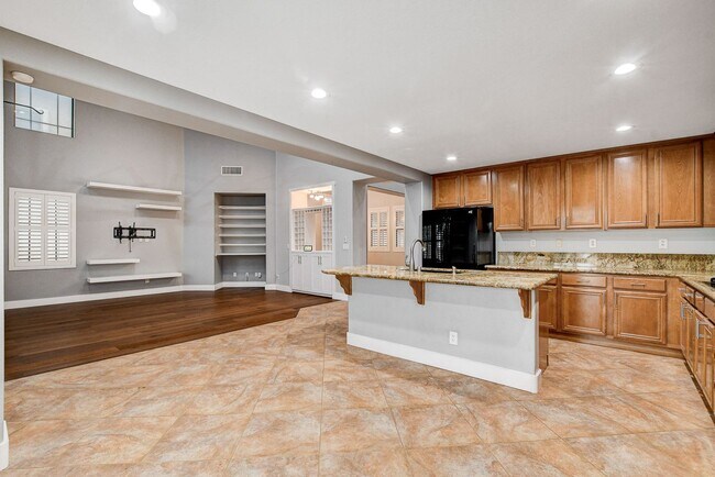 Building Photo - 4 Bedroom in North Las Vegas Near Aliante