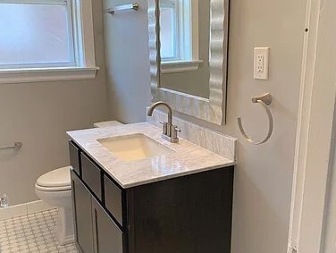 Building Photo - 7130 Amherst Ave