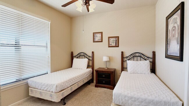 Building Photo - Move-in ready and Fully Furnished! This beautifully maintained 3-bedroom, 3-bath Condo offers a R...