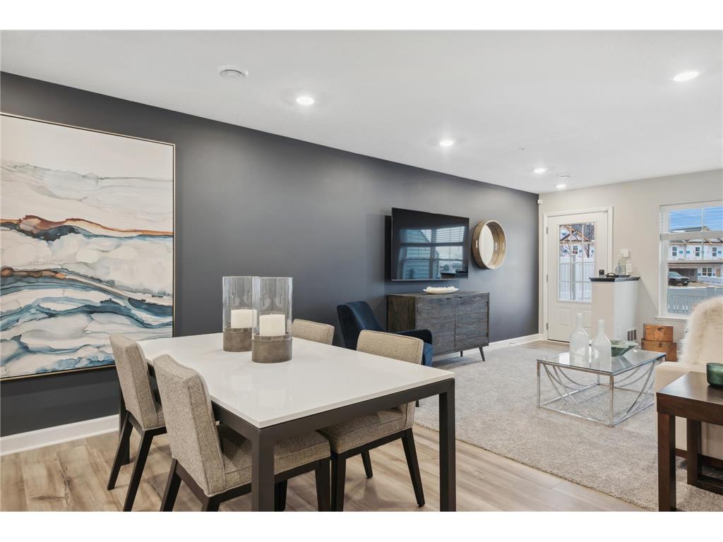 Building Photo - 5289 Long Pointe Pass