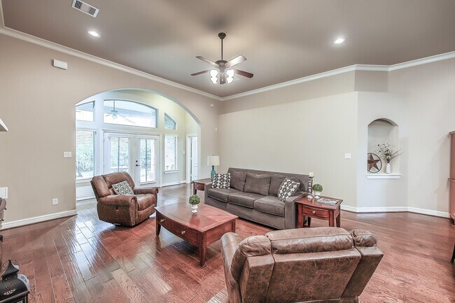 Building Photo - 24211 Olivara Ln