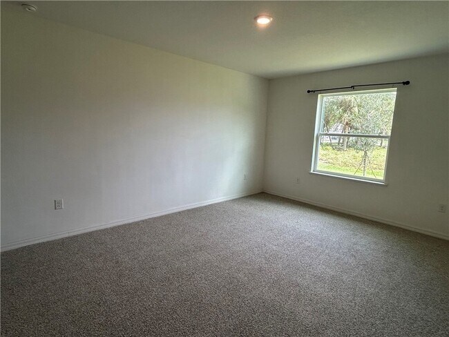 Building Photo - 8046 104th Ct