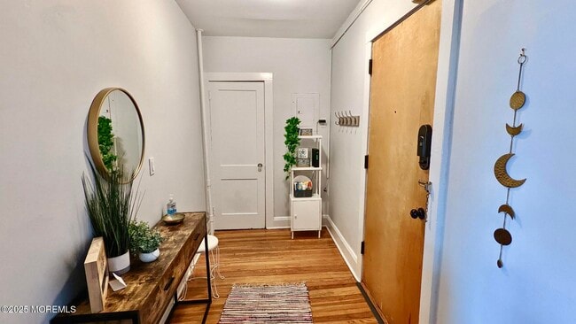 Building Photo - 500 Deal Lake Dr