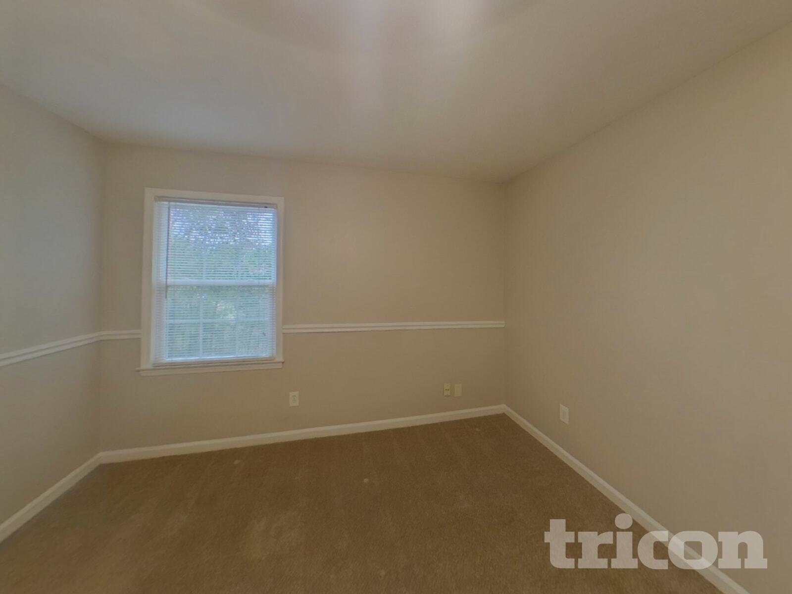 Building Photo - 4110 Jeffrey Dr SW