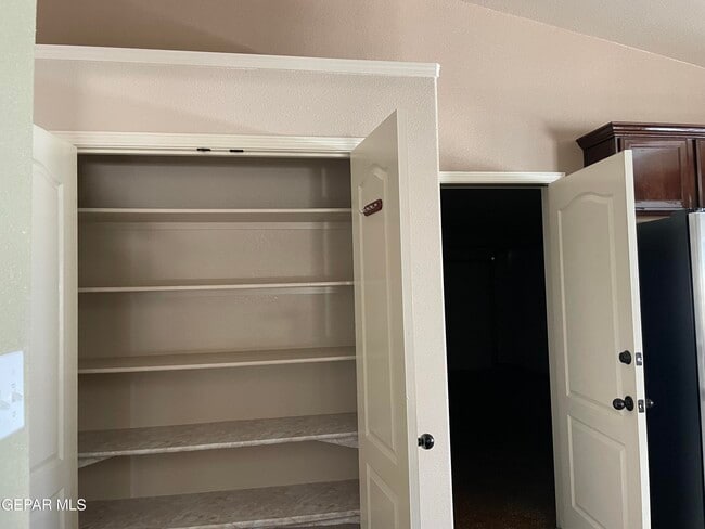 Building Photo - 3233 Muddy Point Ln