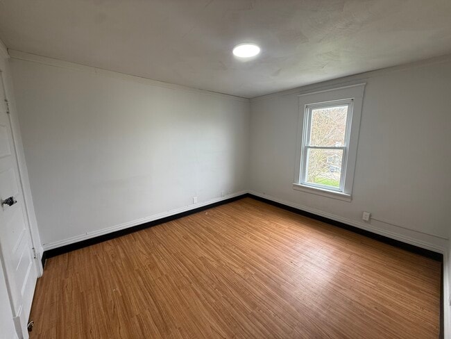 Building Photo - 720 Baldwin Ave