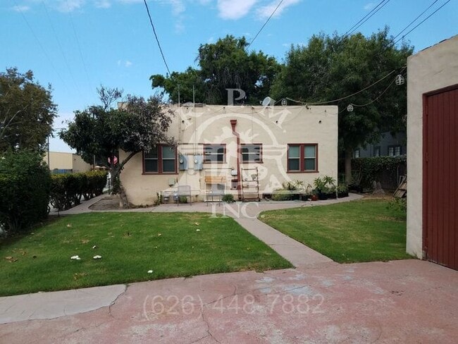 Building Photo - Spacious 1 Bedroom 1 Bathroom Duplex with Garage in Chino