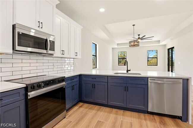 Building Photo - 2630 NW 23rd Ave