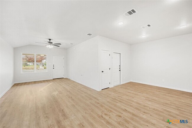 Building Photo - 503 Bonnie Dr