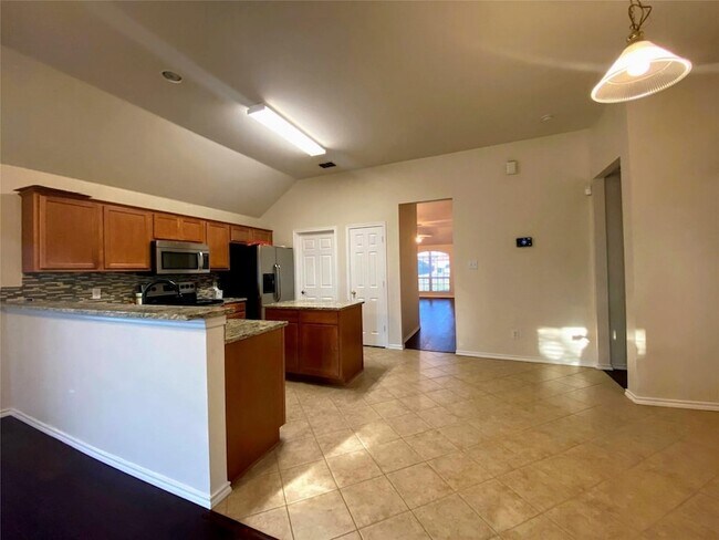 Building Photo - 1003 Sipapu Ct