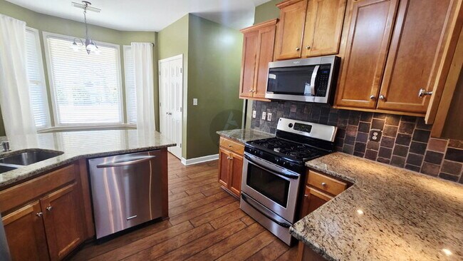 Building Photo - 203 Elmbrook Ln