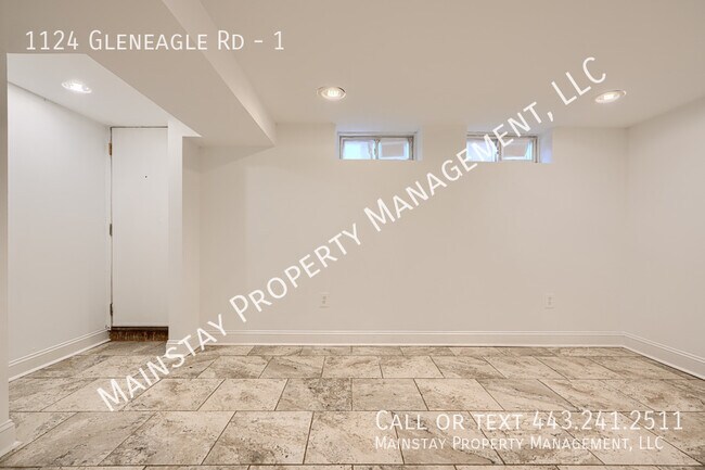 Building Photo - 1124 Gleneagle Rd