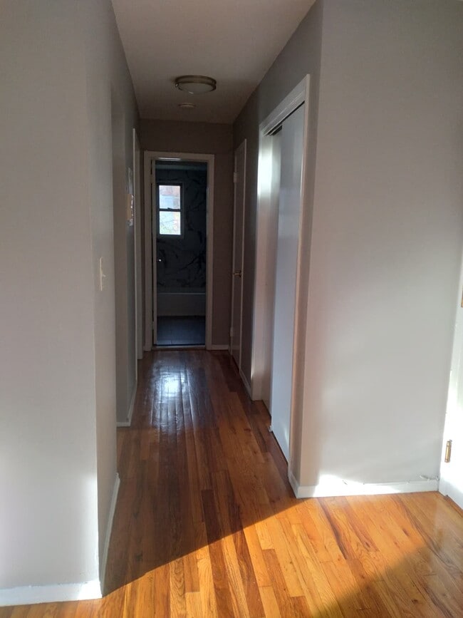 Building Photo - 720 Westfield Ave