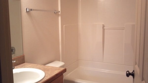 Building Photo - 1754 NE Lotus Dr