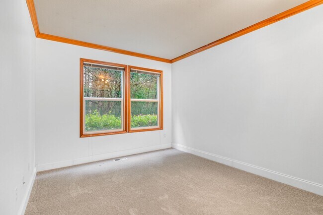 Building Photo - 4 bed 2.5 bath Snoqualmie Ridge