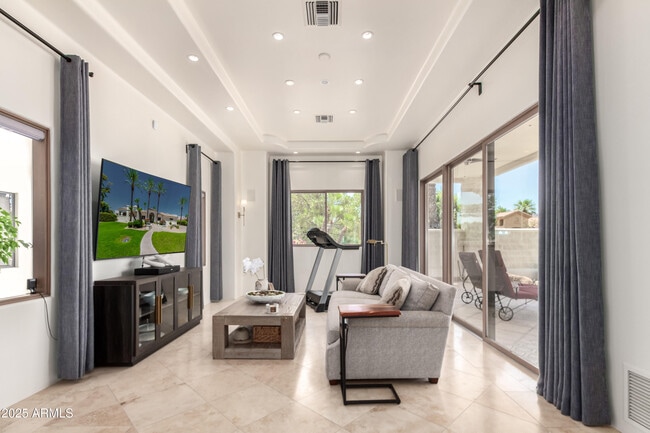 Building Photo - 6900 E Ironwood Dr