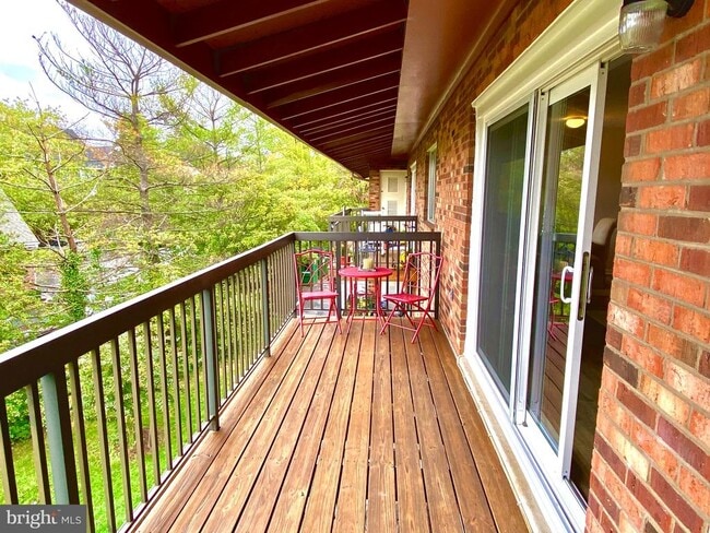 Building Photo - 216 Park Terrace Ct SE