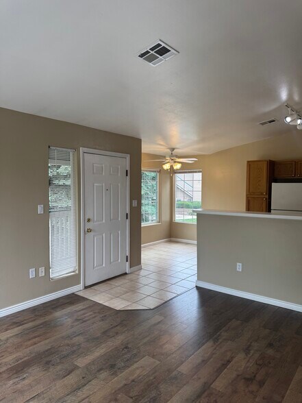 Building Photo - 8438 Thunder Ridge Way