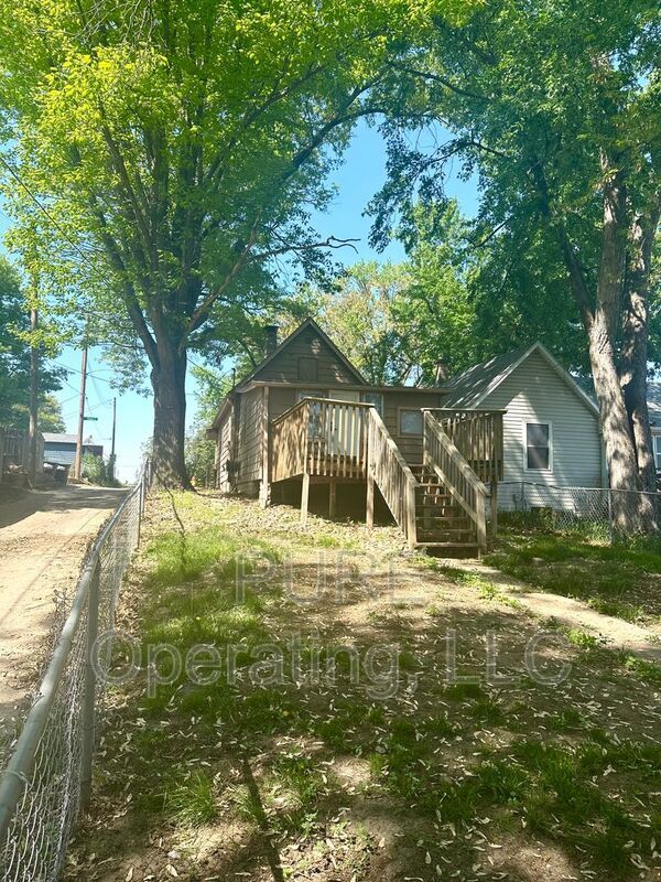Building Photo - 3929 Patterson St