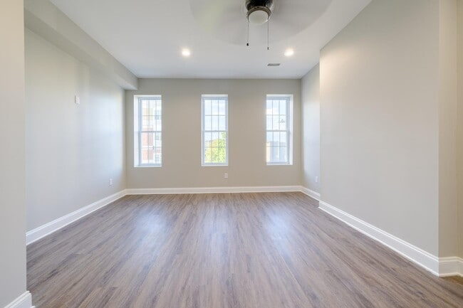 Building Photo - 1701 Edmondson Ave