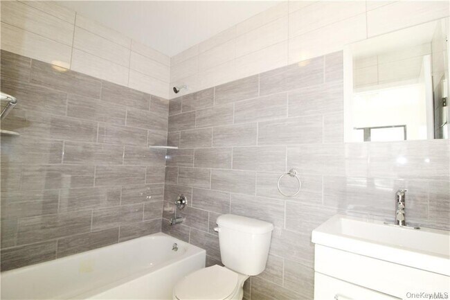 Building Photo - 1342 Prospect Ave