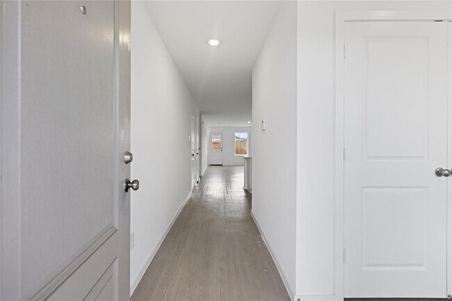 Building Photo - 2607 Mint Garnet Dr