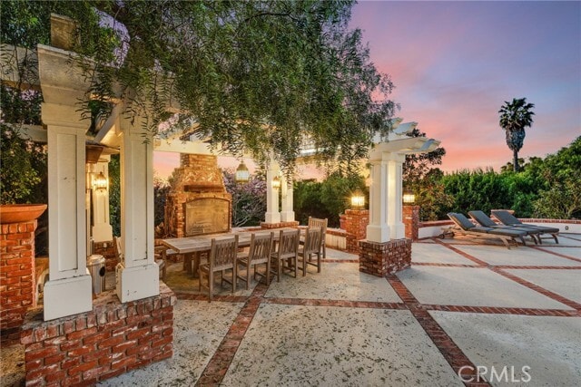 Building Photo - 1409 Vía Arco