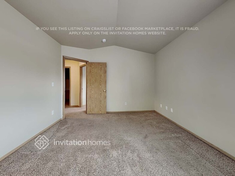 Building Photo - 17302 26th Ave E