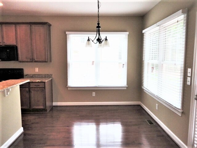 Building Photo - 1105 Crystalwater Dr