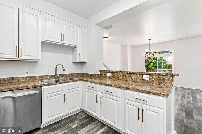 Building Photo - 1824 Cedar Cove Way