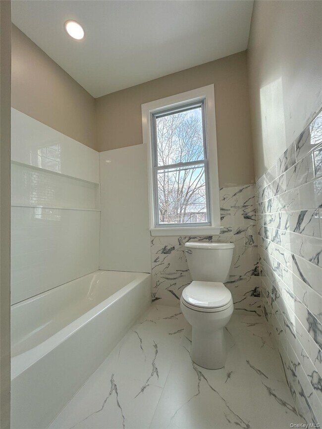 Building Photo - 51 Park Ave