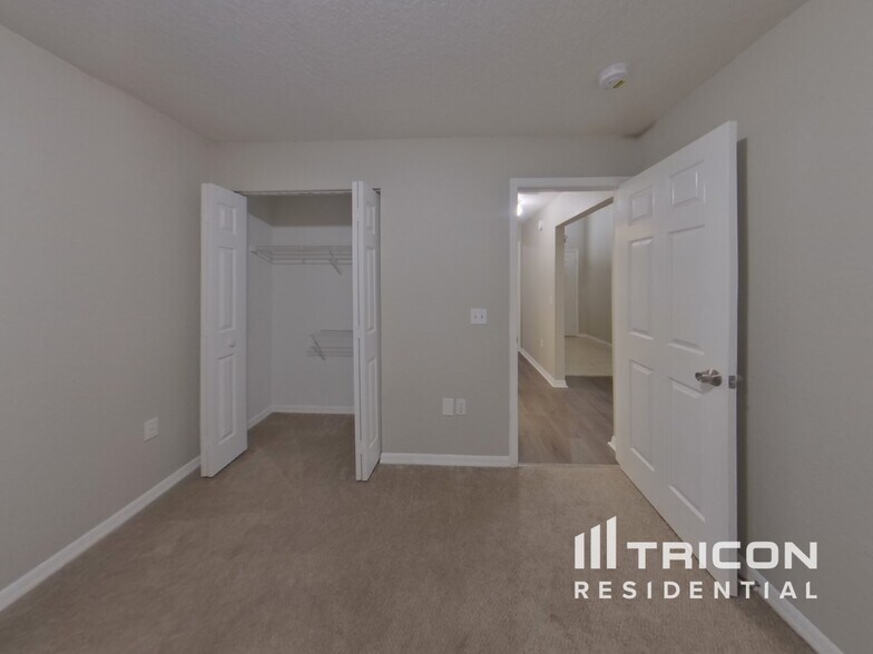 Building Photo - 2811 Wilder Park Dr