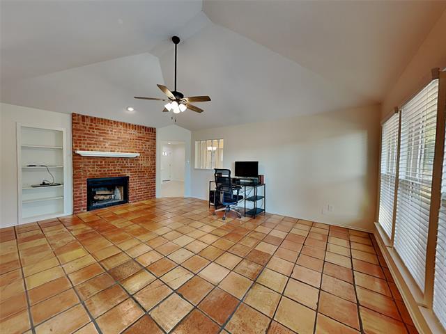 Building Photo - 9382 Live Oak Ln