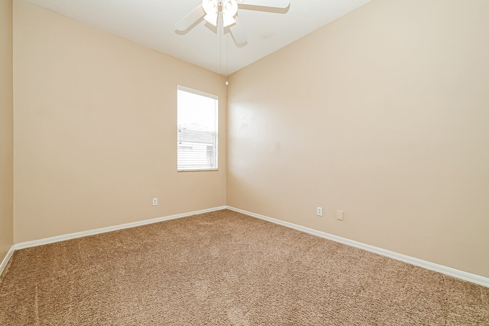 Building Photo - 513 9th St NE