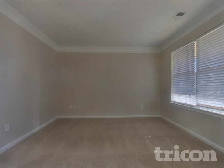 Building Photo - 63 Shadowhill Ct