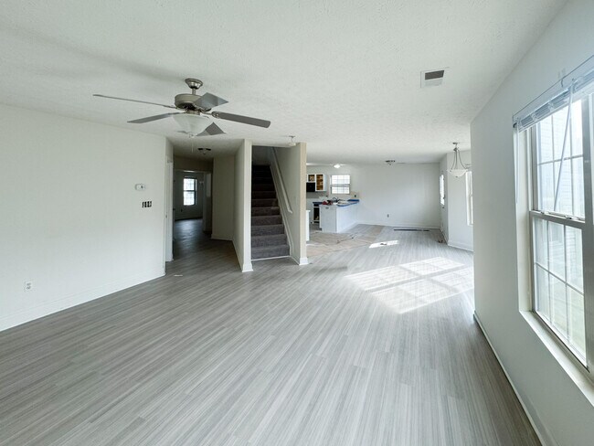 Building Photo - 2529 Moray Pl